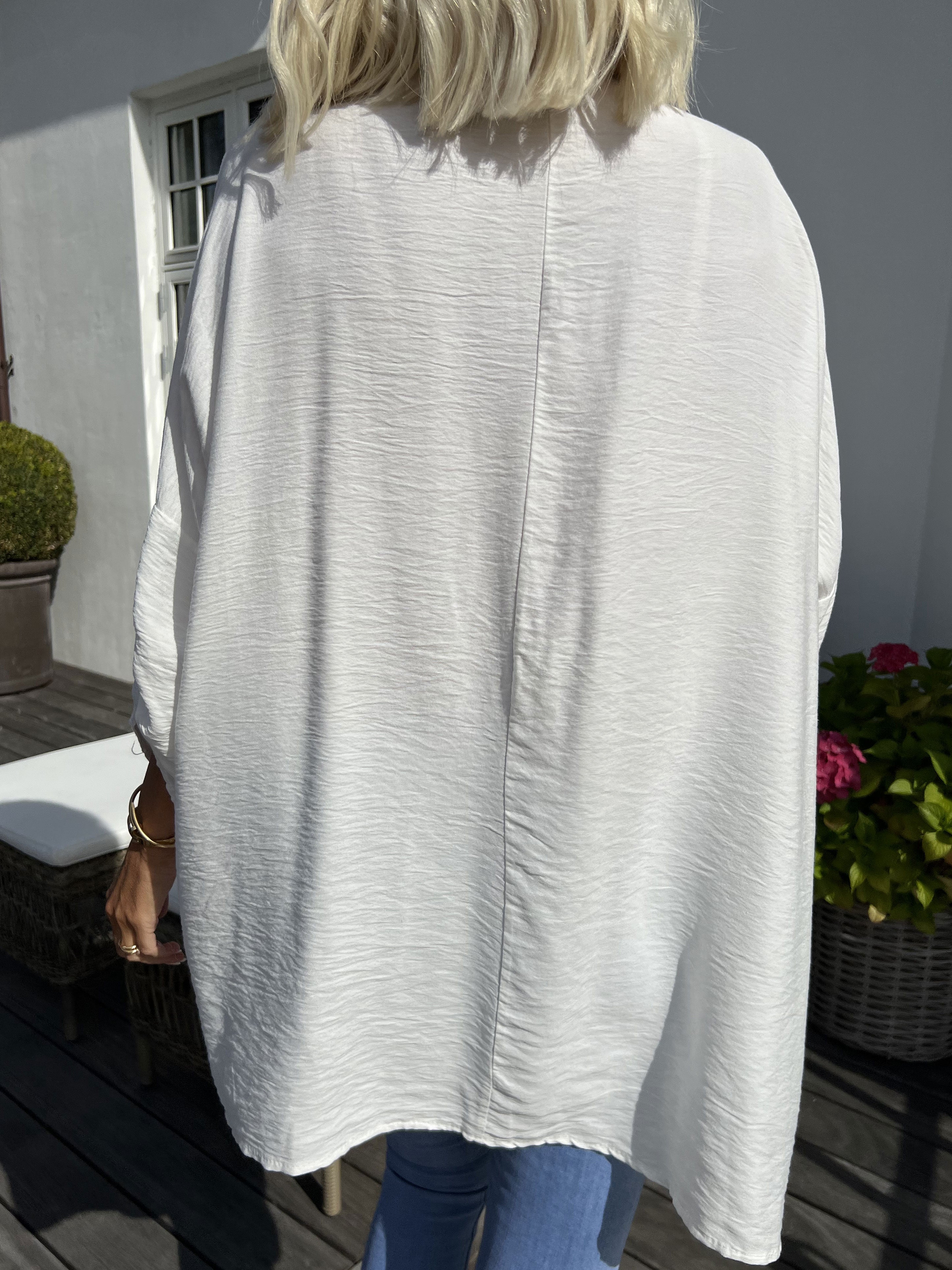 Elina - Tunika med paljetter och broderier